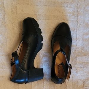 Chunky heel Mary Jane